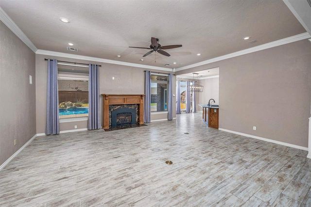 1434 NE Independence, Lawton, OK 73507