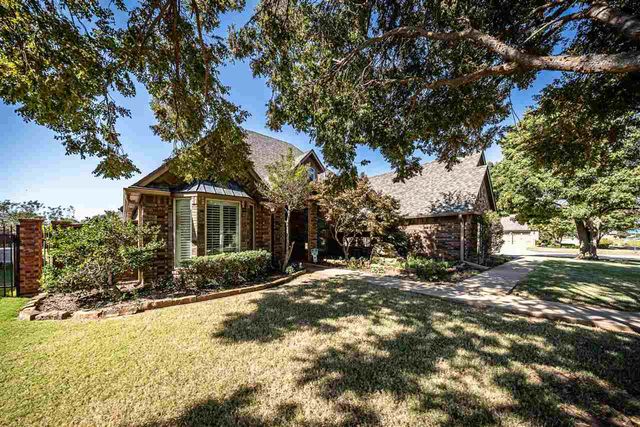 1434 NE Independence, Lawton, OK 73507