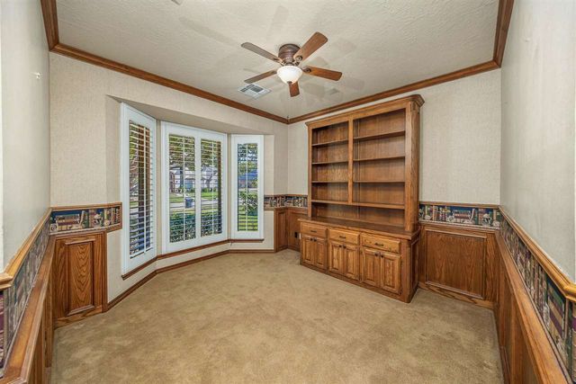 1434 NE Independence, Lawton, OK 73507