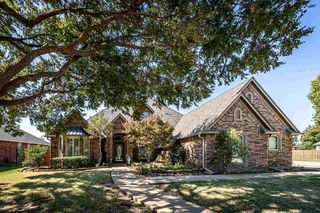 1434 NE Independence, Lawton, OK 73507