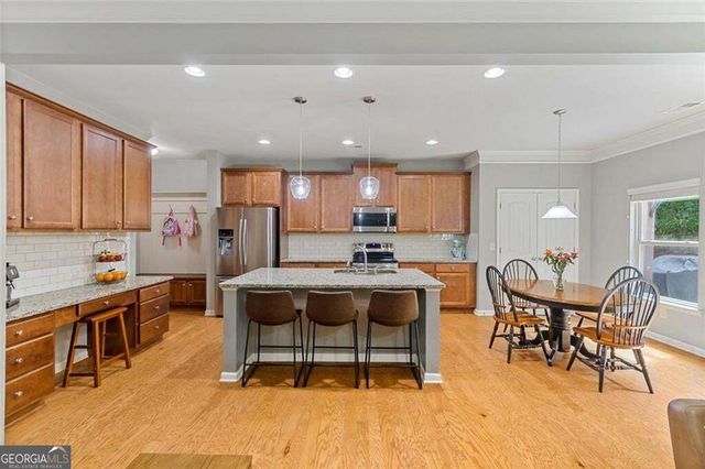 808 Whisperwood Trail, Acworth, GA 30102