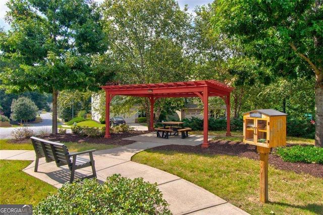 808 Whisperwood Trail, Acworth, GA 30102