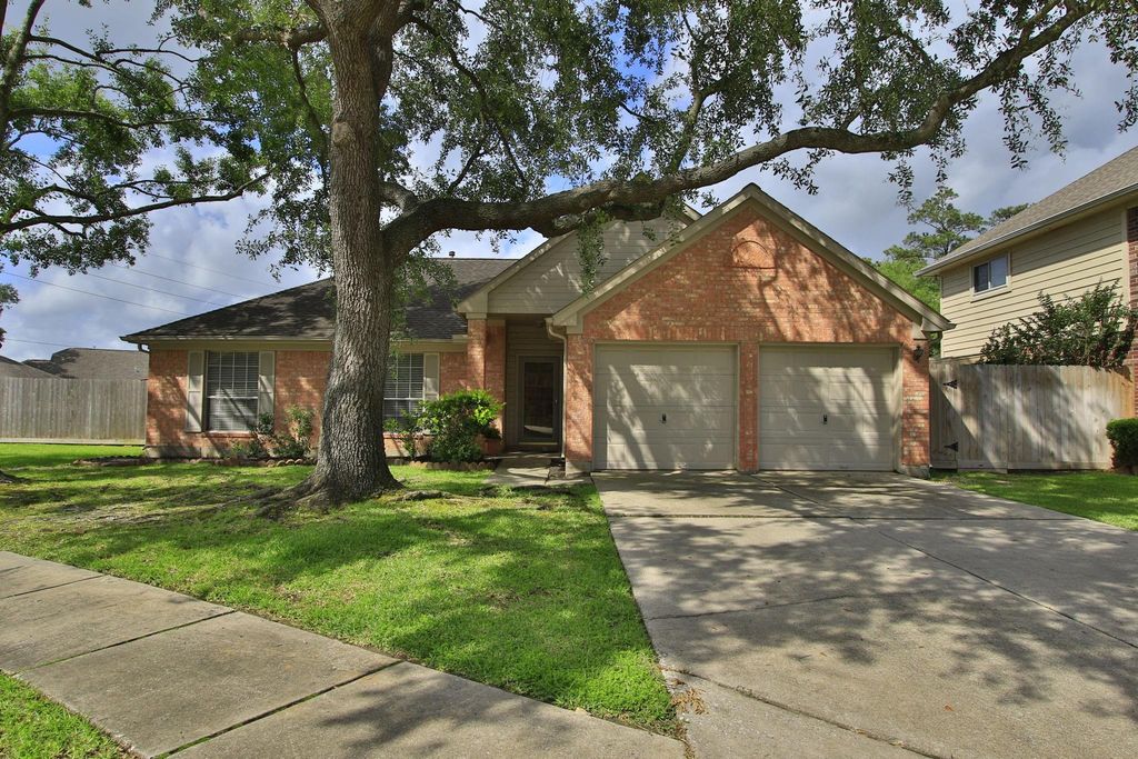 19611 Plymouth Ridge Lane, Spring, TX 77379