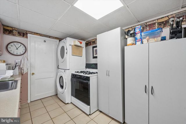 18 W 3RD ST, Marcus Hook, PA 19061