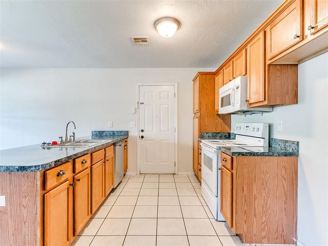 4712 Tinker Road, Oklahoma City, OK 73135