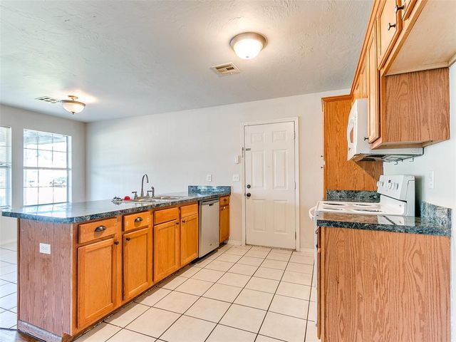 4712 Tinker Road, Oklahoma City, OK 73135