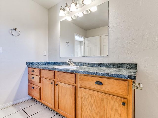 4712 Tinker Road, Oklahoma City, OK 73135