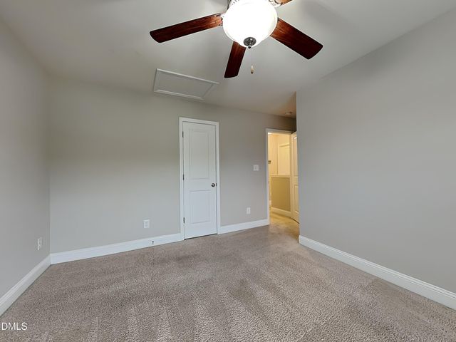 182 Rolling Oaks Lane, Benson, NC 27504