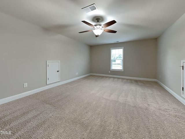 182 Rolling Oaks Lane, Benson, NC 27504