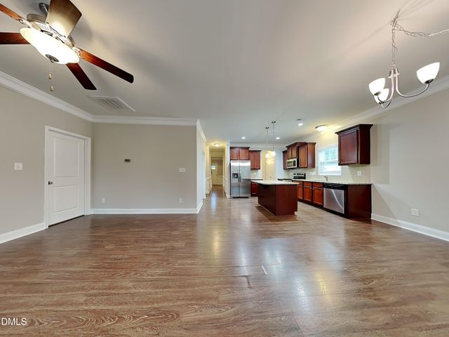 182 Rolling Oaks Lane, Benson, NC 27504