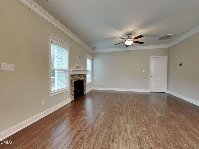 182 Rolling Oaks Lane, Benson, NC 27504