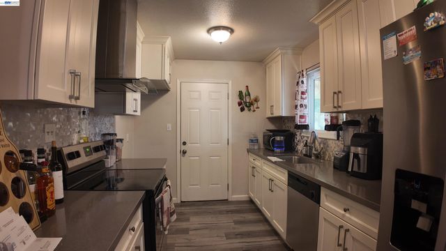 9957 Nebula Way, Sacramento, CA 95827