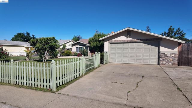 9957 Nebula Way, Sacramento, CA 95827