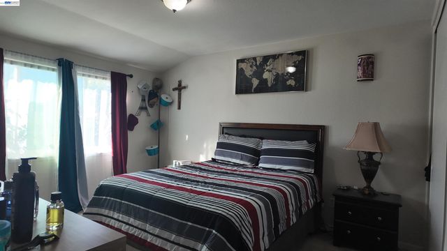 9957 Nebula Way, Sacramento, CA 95827