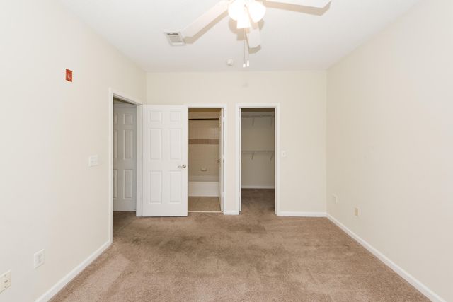 45 Sycamore Avenue 1126, Charleston, SC 29407