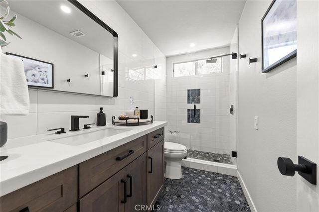 596 N Pageant A, Orange, CA 92869
