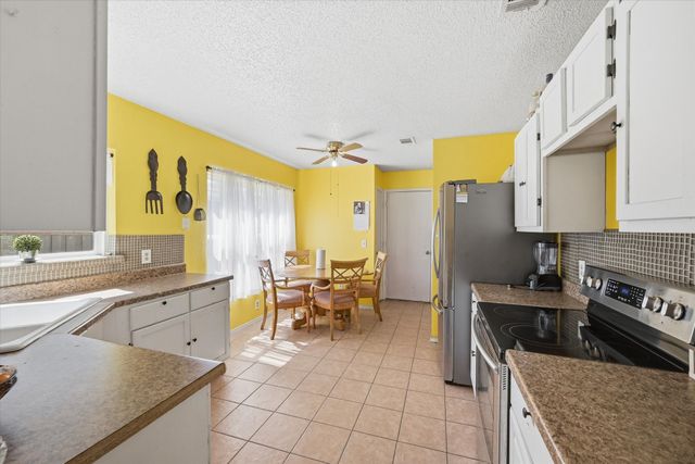 919 Brae Loch Drive, Dallas, TX 75217