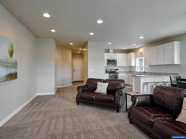 542 E Elm Lp, Gervais, OR 97026
