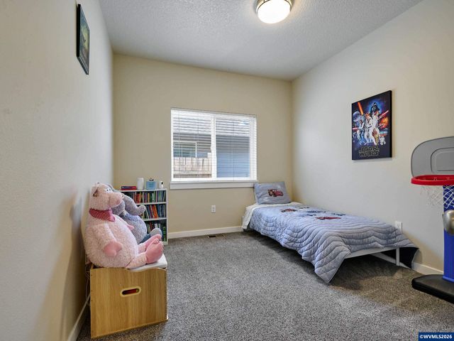 542 E Elm Lp, Gervais, OR 97026