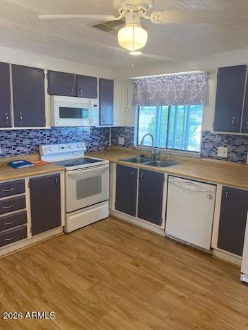 9427 E UNIVERSITY Drive 80, Mesa, AZ 85207