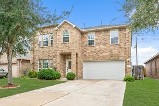 6605 Fallen Breeze Lane, Dickinson, TX 77539
