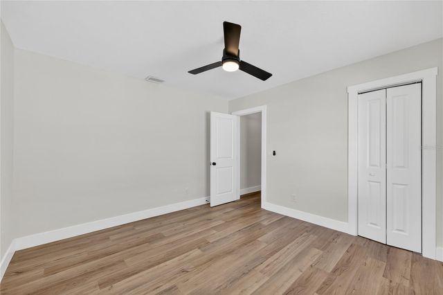 208 W HILDA STREET, Tampa, FL 33603