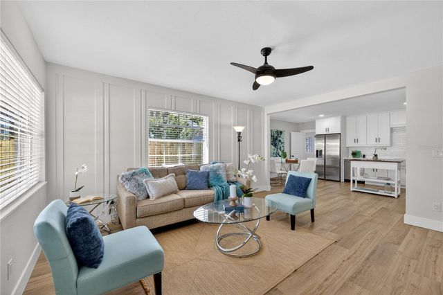 208 W HILDA STREET, Tampa, FL 33603