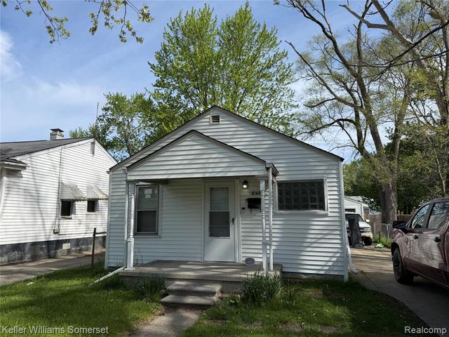 8499 Chapp Avenue, Warren, MI 48089