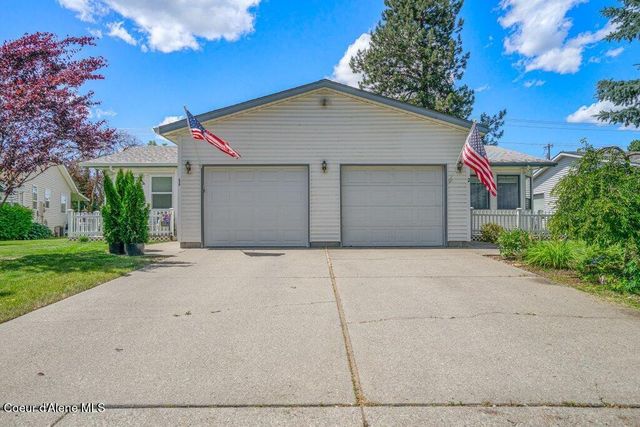 1557 W Woodlawn Dr, #2, Hayden, ID 83835