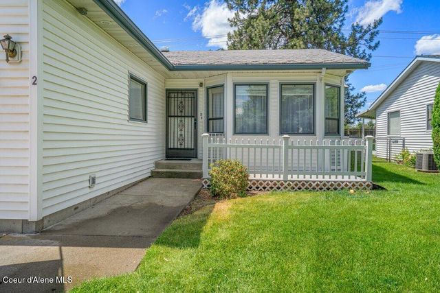 1557 W Woodlawn Dr, #2, Hayden, ID 83835