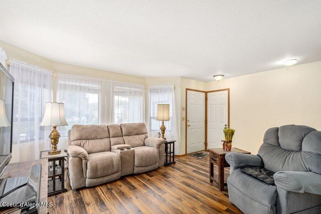 1557 W Woodlawn Dr, #2, Hayden, ID 83835