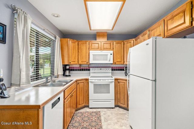 1557 W Woodlawn Dr, #2, Hayden, ID 83835