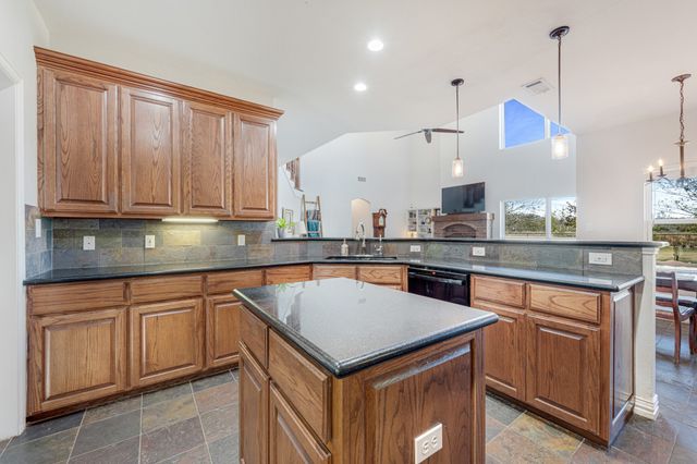 4520 County Road 2708, Caddo Mills, TX 75135