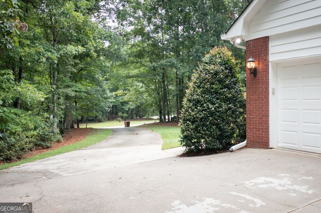 130 Wild Azaela Trail, Hampton, GA 30228