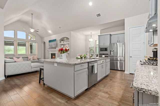 23107 Evangeline, San Antonio, TX 78258