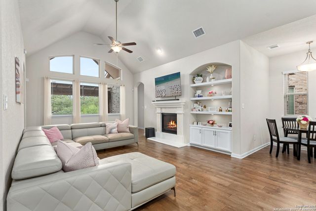 23107 Evangeline, San Antonio, TX 78258