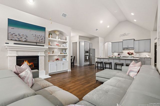 23107 Evangeline, San Antonio, TX 78258