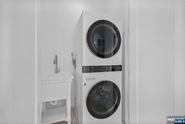 12-25 Eastern Drive, Fair Lawn, NJ 07410