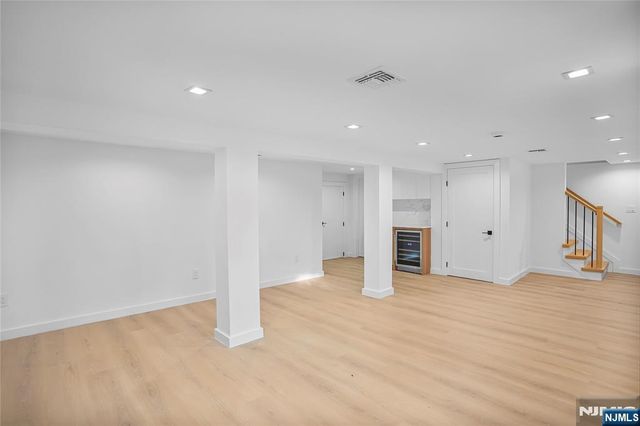 12-25 Eastern Drive, Fair Lawn, NJ 07410