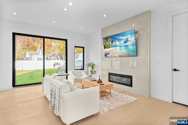 12-25 Eastern Drive, Fair Lawn, NJ 07410