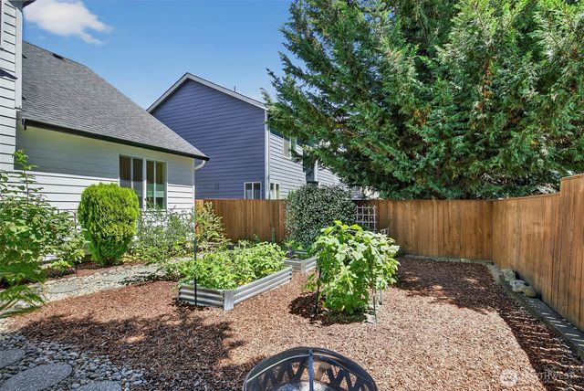 16715 NE 5th Street, Vancouver, WA 98684