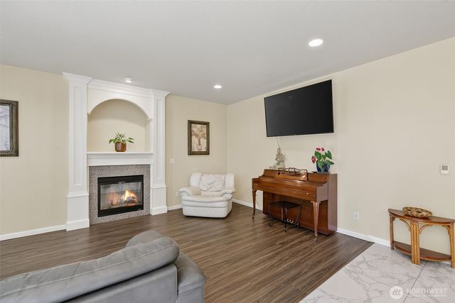 16715 NE 5th Street, Vancouver, WA 98684