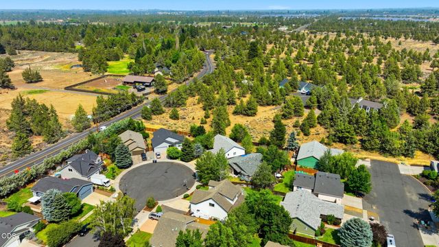 3353 NE Collier Court, Bend, OR 97701
