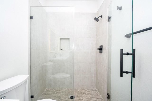 4101 Victoria Avenue B, Dickinson, TX 77539