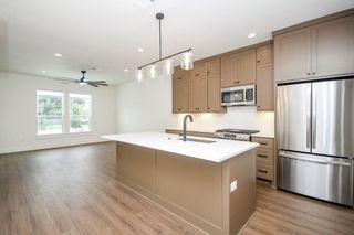 4101 Victoria Avenue B, Dickinson, TX 77539