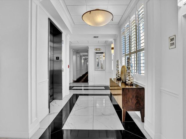 200 NE 2nd Avenue 310, Delray Beach, FL 33444