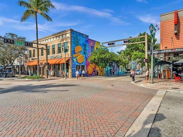 200 NE 2nd Avenue 310, Delray Beach, FL 33444