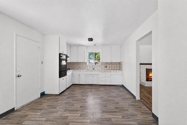 2061 Juanita Ct, Modesto, CA 95350