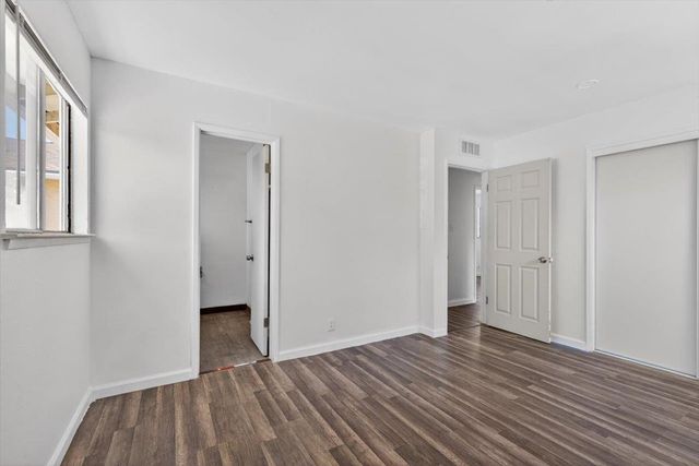 2061 Juanita Ct, Modesto, CA 95350