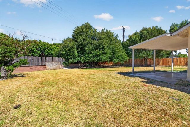 2061 Juanita Ct, Modesto, CA 95350